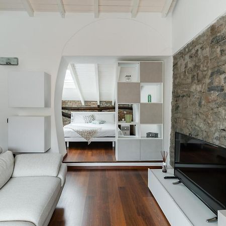 In Our Home By Holiday Solutions Côme Esterno foto