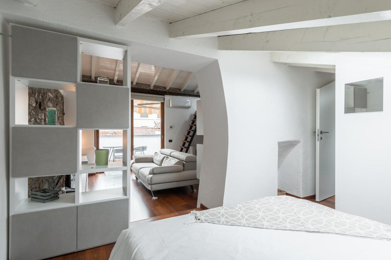 In Our Home By Holiday Solutions Côme Esterno foto
